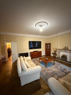 Entire rental in Edinburgh City Centre - 1