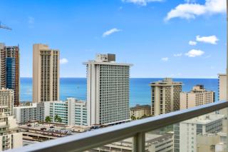 Hale Nalu Waikīkī Island Colony Oceanview King Bed Studio - 3