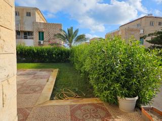 Amazing Chalet, Green beach - 2