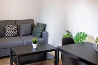 Quiet & Modern Apartment - 0