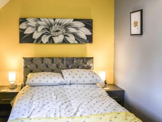 The Beehive - Miningsby - 1