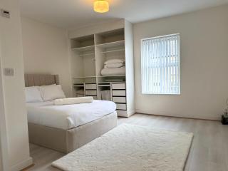 The Beige House - Batley - 1