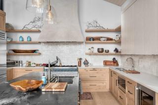 Alpine Luxe - Family Retreat with Views - 2