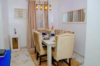 Triple J's Inn & Apartments - Benin City - 9