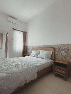 Sukanadi's Homestay - Legian - 0