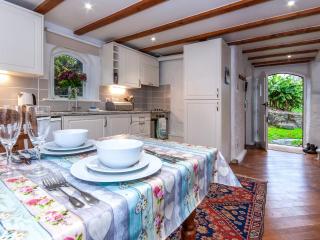 Wisteria Lodge - Cottage - Cilgwm - 8