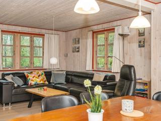 Four-Bedroom Holiday home in Oksbøl 6 - Oksbøl - 5