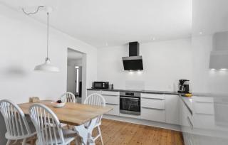 Stunning Apartment In Esbjerg V With Wifi - 4
