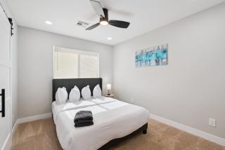 Luxury Apt Centrally Located - Phoenix - 9