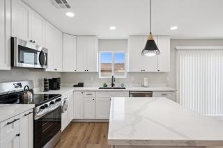 Luxury Apt Centrally Located - Phoenix - 1