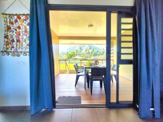 Teahupo'o Lodge Tahiti - Fare Terre et Mer - climatisé - canoe et paddle - 1