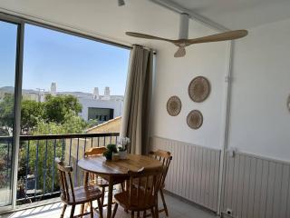 Charmant Appartement 2 Pièces au Cœur du Lavandou, Proche Plage - FR-1-251-865 - 7