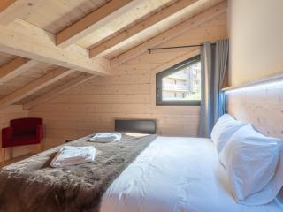 Luxueux Duplex 127m² aux Pistes - Parking Inclus - FR-1-645-86 - Huez - 2