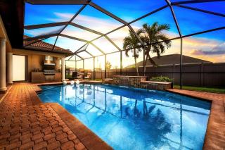 Surfside Grand Villa | Heated Saltwater Pool - 0