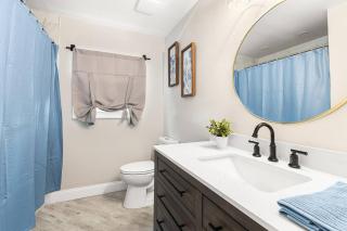 Waterfront Bliss w/ Dock - Sunsets Over Del Prado - Cape Coral - 3