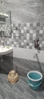 HOTEL Uday - - 4
