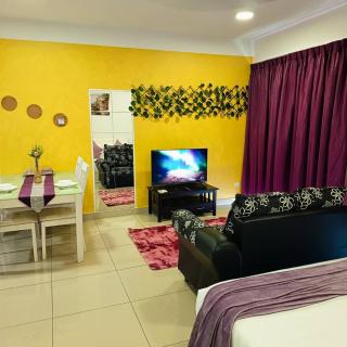 Rothschild's Orchid Suites at Trefoil Setia Alam - Shah Alam - 4