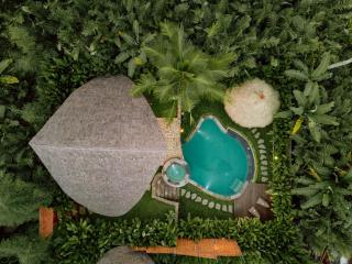 Balikayanas - Saputra House - Selat - 2