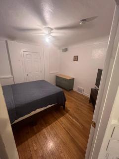 Downtown Neighborhood Room 2 - 9