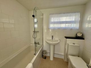 Beach Cottage 71 Golden Bay - Cosy Coastal Escape - Bideford - 3