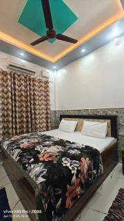Shri Bhagwati Paying Guest House - 1