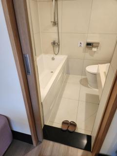 H Avenue Hotel - Gimhae - 1