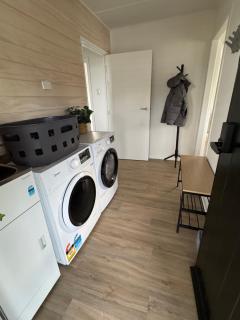 Relax at Jollie-Cozy 3-Bedroom Home, Central Twizel - 2