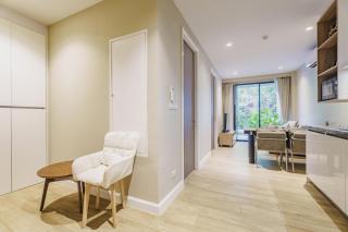 Diamond 2BR Deluxe Poolside Condo - Bang Tao Beach - 2