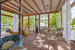 Cozy river-view suite - 2