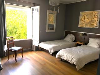 Grand T3 5p, fibre, parking , calme & proche Lyon - 0