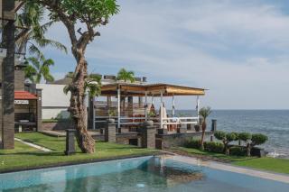 Blue Marlin 6-BR Villa Singaraja Bali - 2