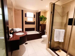 Luxury 3 Bedroom Villa MSQ Muscat Parkside Retreat - Muscat - 8