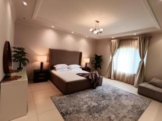 Luxury 3 Bedroom Villa MSQ Muscat Parkside Retreat - Muscat - 9