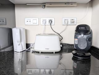 Barcelona Forum Pool and Parking included and Beach 5min - 1