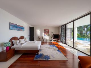 Villa Serenity -30 meter Pool & 6 Bedroom with Cinema Room and Gym - 1