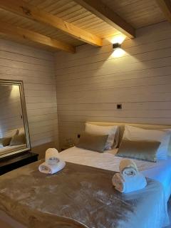 The Farmhouse - 9
