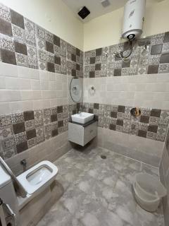 Hotel SJ Plaza Dehradun ! Top Rated and Most Awarded Property in Dehradun - Dehradun - 1