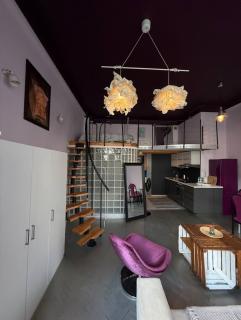 Artystyczne studio z antresolą - Varsovie - 2