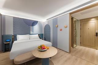 Orange Sanhe Century Plaza Hotel - 9