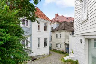 City Center Gem I Traditional Bergen Style - Bergen - 7
