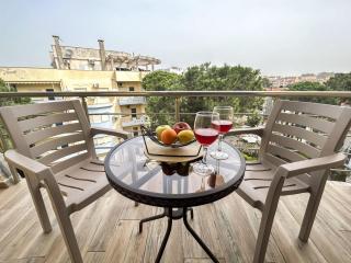 Ocean Breeze Residences - Golem - 8
