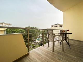 Ocean Breeze Residences - Golem - 5