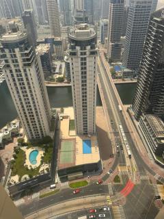 Amwaj Canal View Retreat 2BR Near Beach & Marina - 9