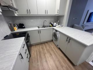 Amwaj Canal View Retreat 2BR Near Beach & Marina - 7