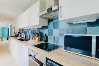 Charming village house with courtyard - 2