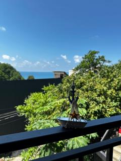 Green Azure - მწვანე ლაჟვარდი - 0