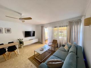 2 BDR,2 BATH Amarilla Golf Apartment - 6