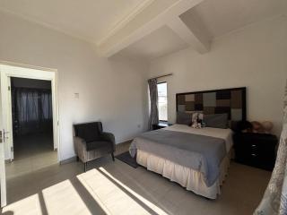 Summer Sands Guest House - Widenham - 4