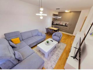 Modern and Stylish Getaway - Podgorica - 0