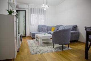 Modern and Stylish Getaway - 1